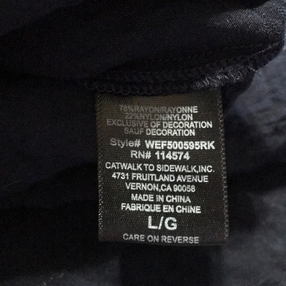 NWOT.Navy lace cap sleeve & lattice design across front - Picture 3 of 3